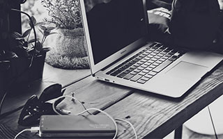 半岛综合体育官方app下载-澳大利亚后卫获选本周最佳球员，表现出色