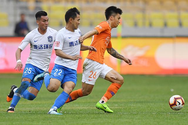 半岛体育在线登录-天津泰达在主场战胜武汉卓尔