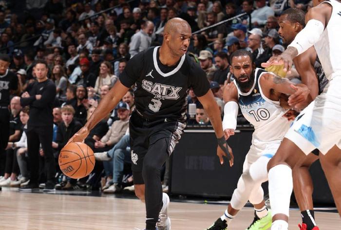 半岛综合体育官网入口-保罗领军雷霆击败凯尔特人巨星对决